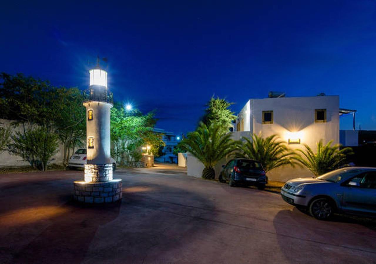 Contaratos Holiday Lettings Livadi  Екстер'єр фото